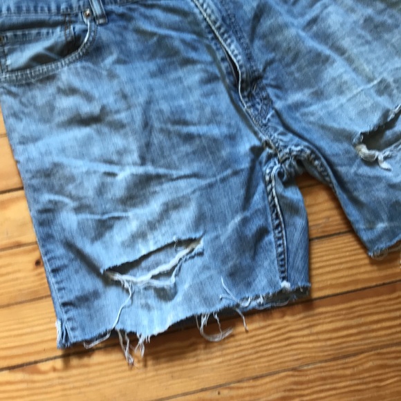 Distressed Levi cutoff Jean shorts 35 waist - Picture 6 of 11